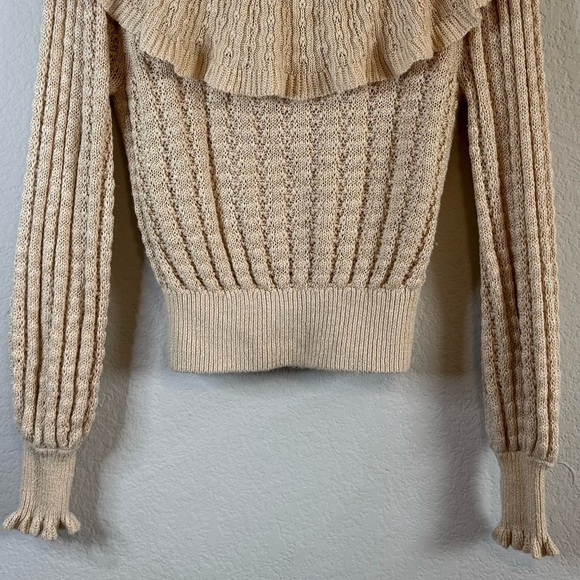 Free People Crazy In Love Tan Cream Ruffle Knit Long Sleeve Sweater Blouse Sz XS - Picture 4 of 12